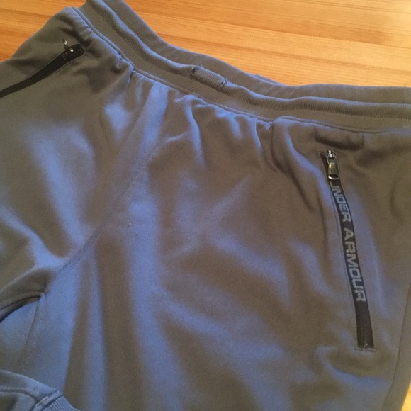 Under armor joggers sweatpants - Picture 3 of 6